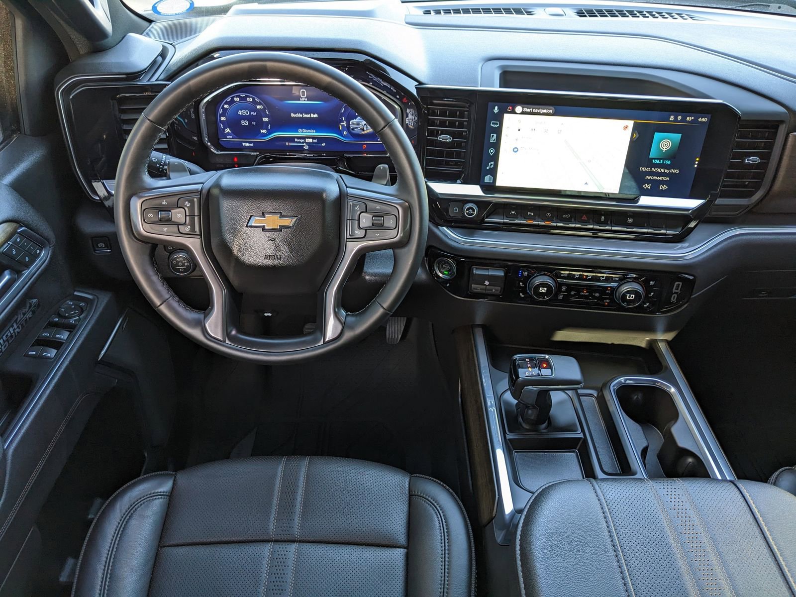 Used 2025 Chevrolet Silverado 1500 High Country image 13