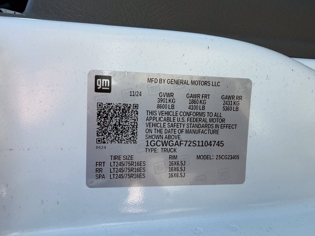New 2025 Chevrolet Express 2500 w/ Driver Convenience Package RWD image 24