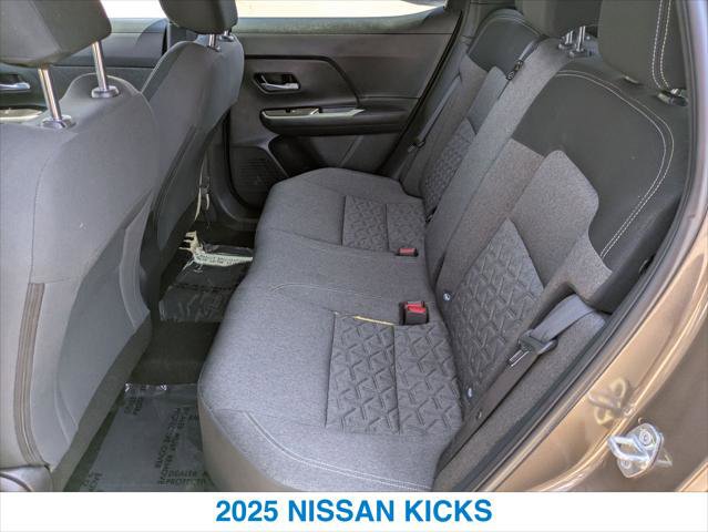 Used 2025 Nissan Kicks SV FWD image 22