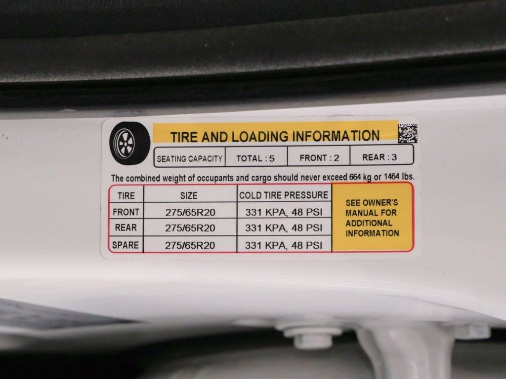 Used 2022 Rivian R1T Adventure image 32