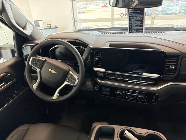 New 2026 Chevrolet Silverado 3500 LT AWD/4WD image 32