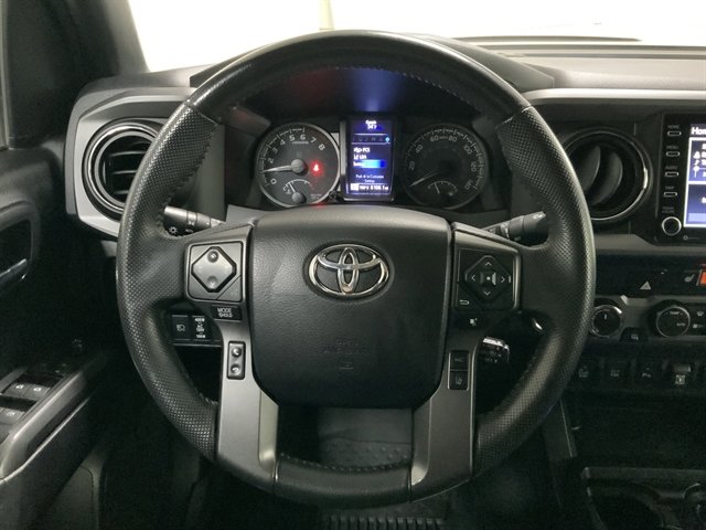 Used 2021 Toyota Tacoma TRD Sport w/ TRD Premium Sport Package AWD/4WD image 21