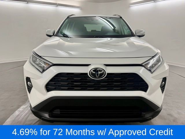 Used 2020 Toyota RAV4 XLE image 2