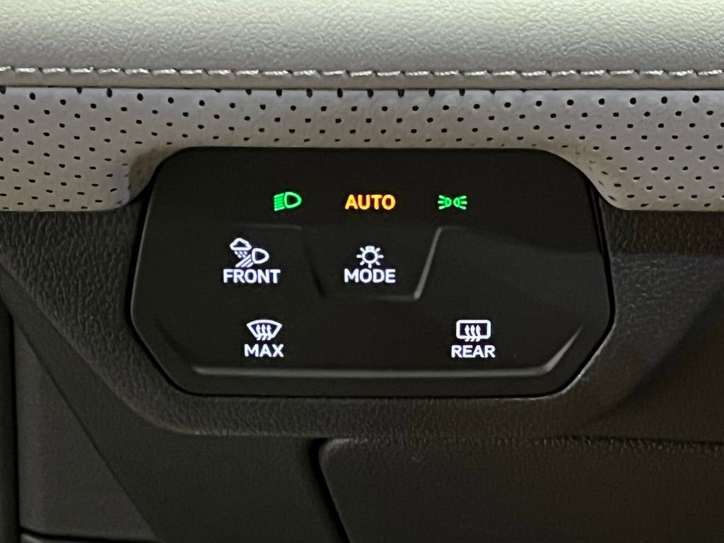 New 2026 Volkswagen Atlas Peak Edition AWD/4WD image 18