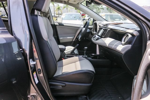 Used 2017 Toyota RAV4 Limited w/ Advanced Technology Package FWD image 21