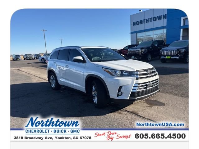 Used 2018 Toyota Highlander Limited image 31