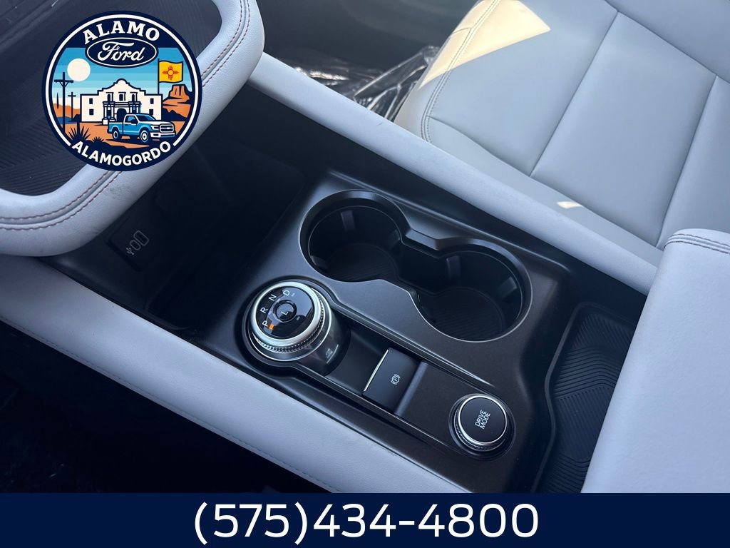 New 2026 Ford Explorer Active w/ Active Comfort Package image 9