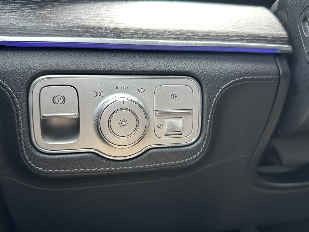 Certified 2024 Mercedes-Benz GLS 580 4MATIC image 36