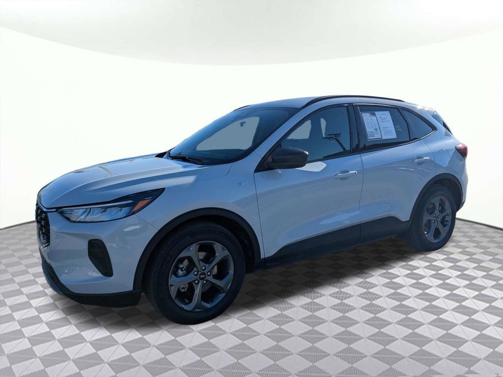 Used 2025 Ford Escape ST-Line image 7