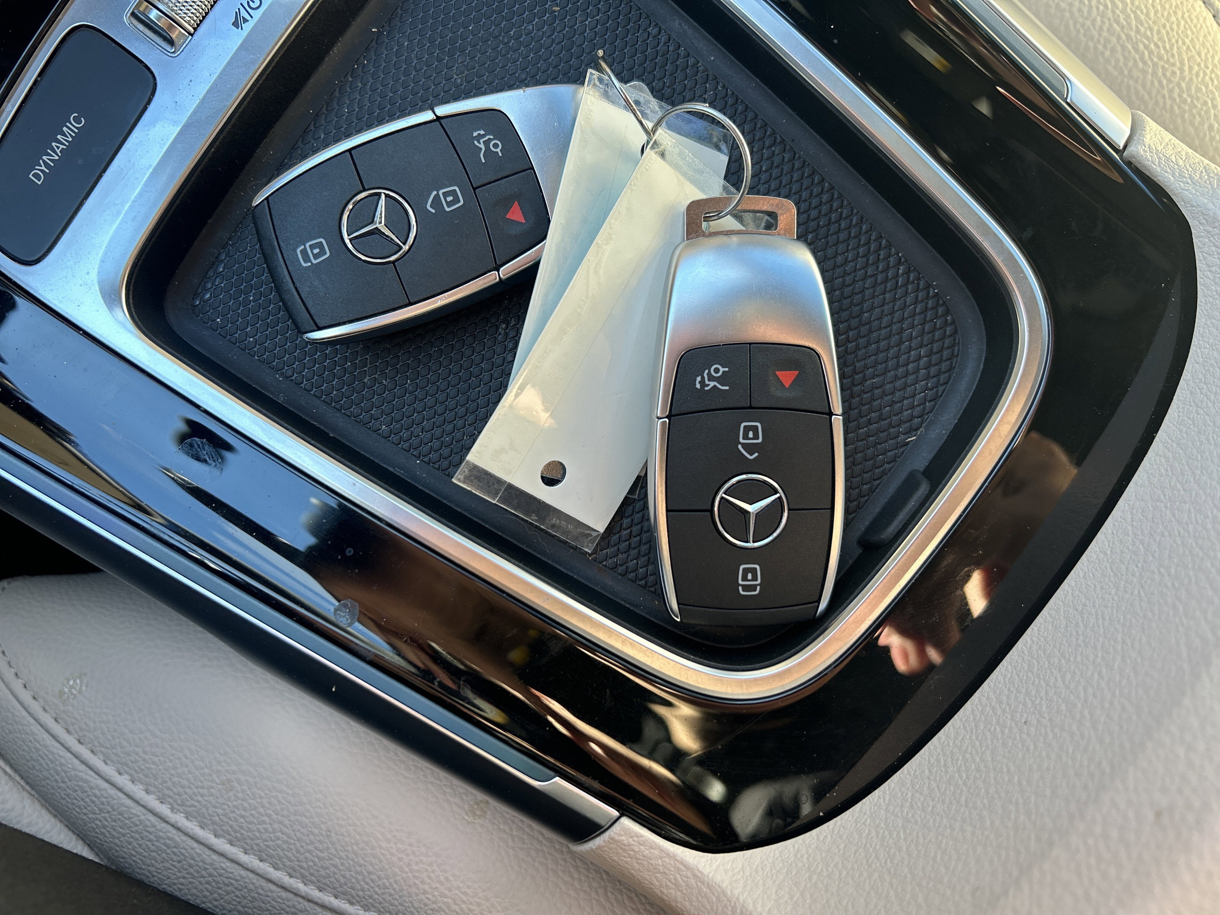 Used 2025 Mercedes-Benz GLB 250 image 38