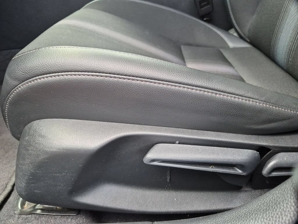 Used 2025 Honda Civic Sport image 14