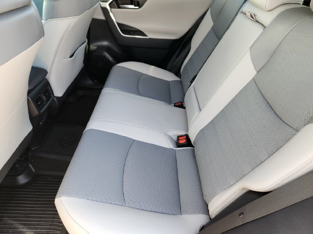 Used 2024 Toyota RAV4 Limited AWD/4WD image 34