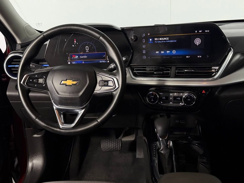 Used 2024 Chevrolet Trax LT w/ Driver Confidence Package image 16