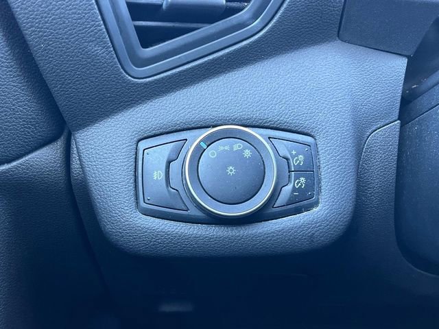 Used 2015 Ford Escape SE w/ Equipment Group 201A image 35