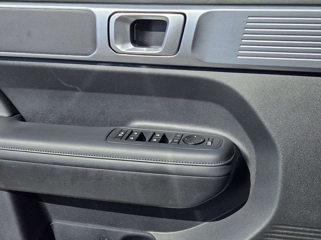 Certified 2024 Hyundai Santa Fe SEL image 16