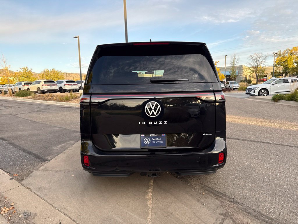 Certified 2025 Volkswagen ID. Buzz Pro S Plus AWD/4WD image 5