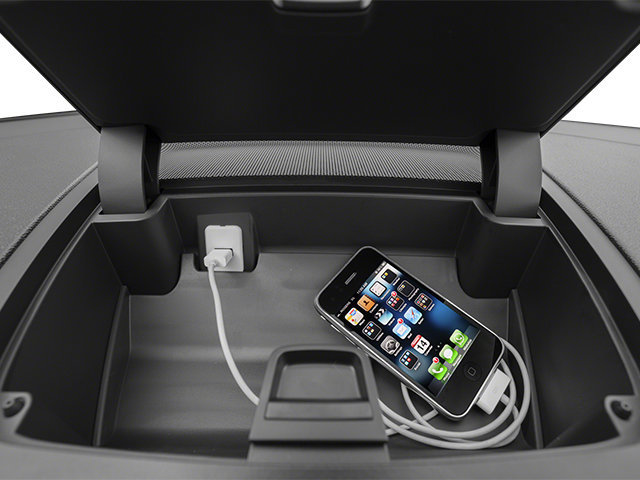 Used 2014 Chevrolet Traverse LTZ AWD/4WD image 17