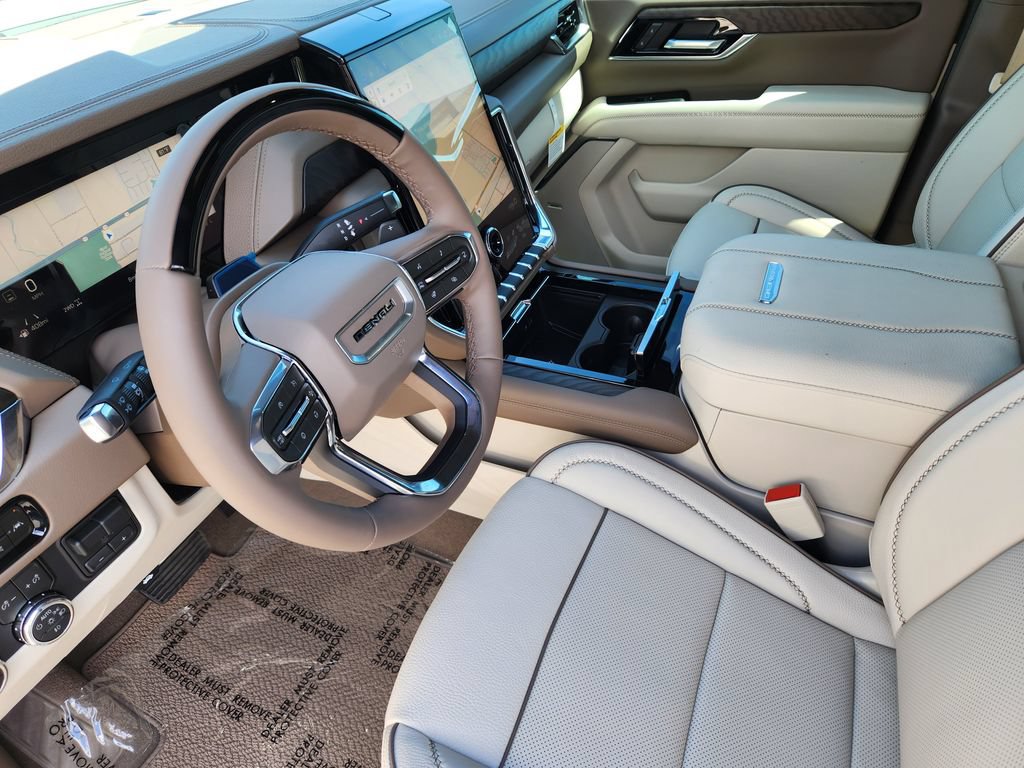 New 2026 GMC Yukon XL Denali w/ Denali Reserve Package AWD/4WD image 8