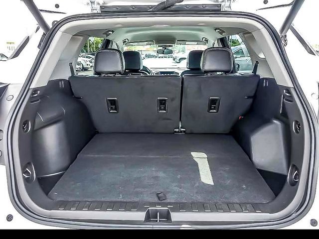 Certified 2024 GMC Terrain SLT FWD image 26