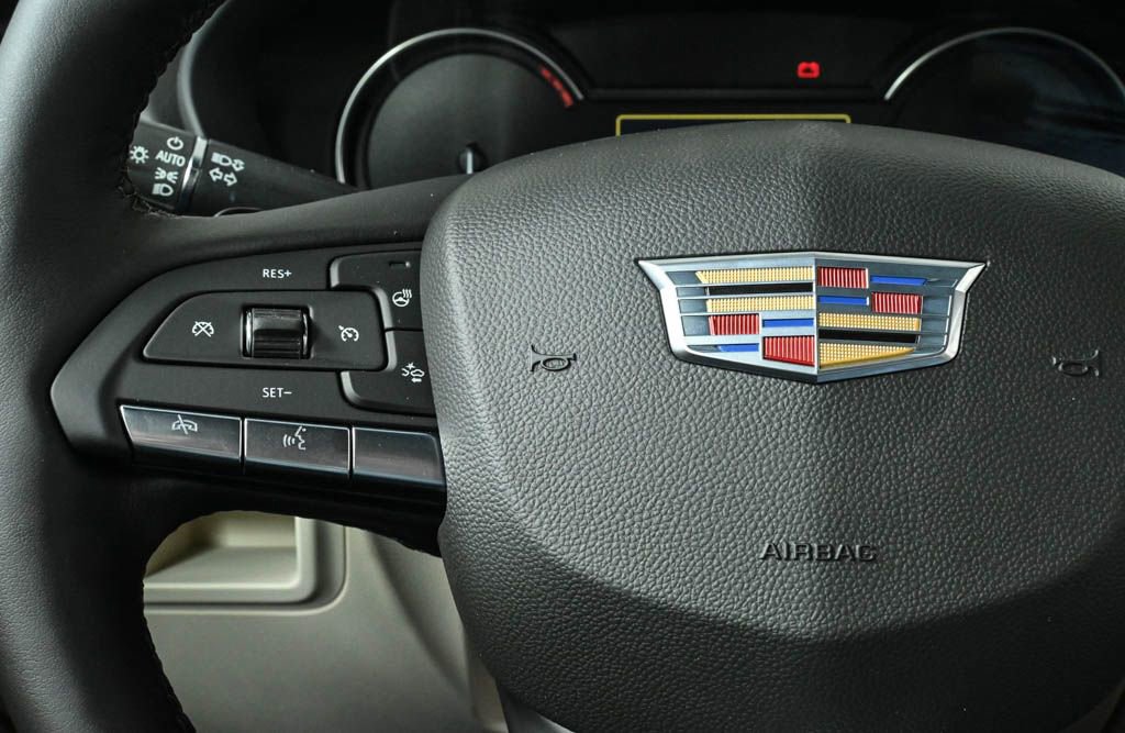 New 2025 Cadillac CT4 Premium Luxury image 12