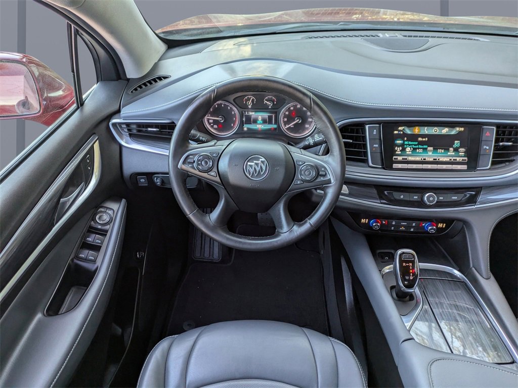 Used 2019 Buick Enclave Essence image 17