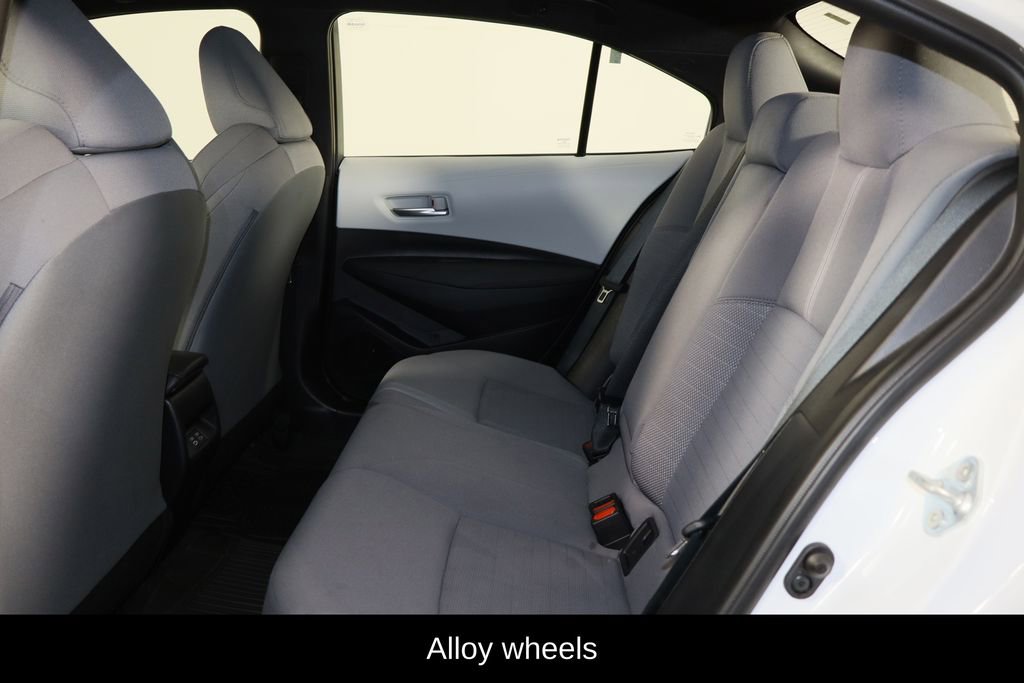 Used 2024 Toyota Corolla SE image 13