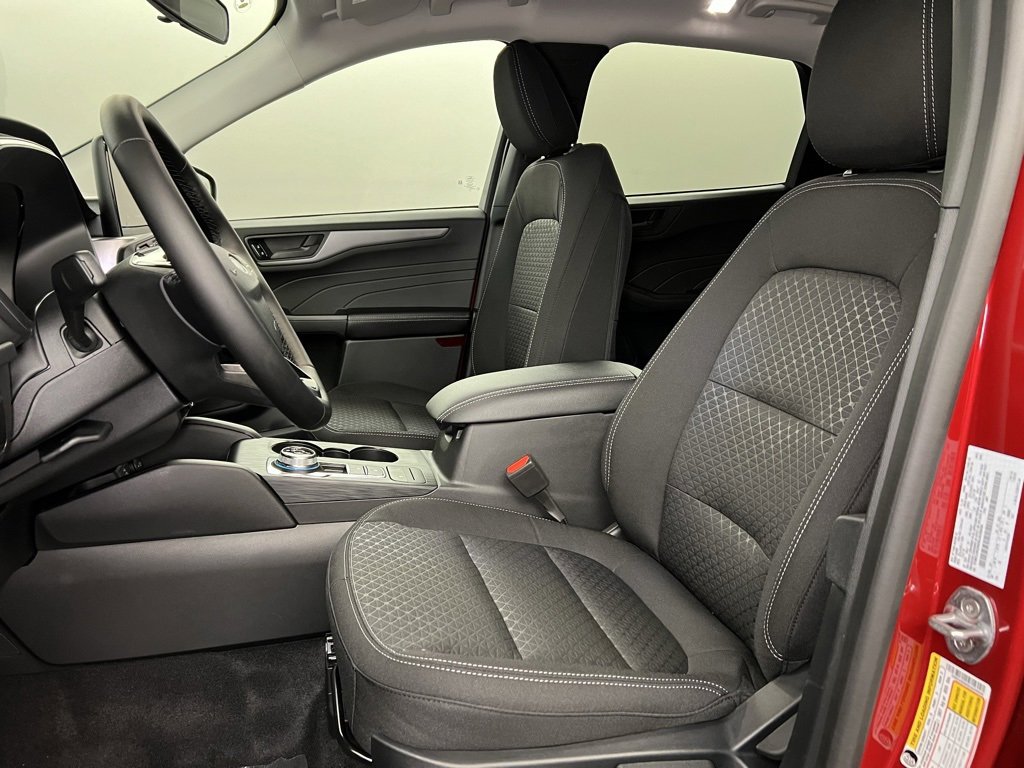 New 2025 Ford Escape Active w/ Cold Weather Package image 25