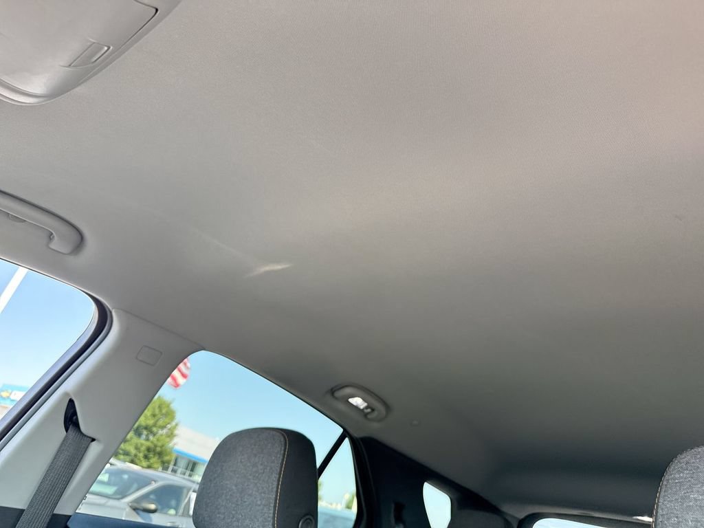 Used 2023 Chevrolet Equinox LT FWD image 22