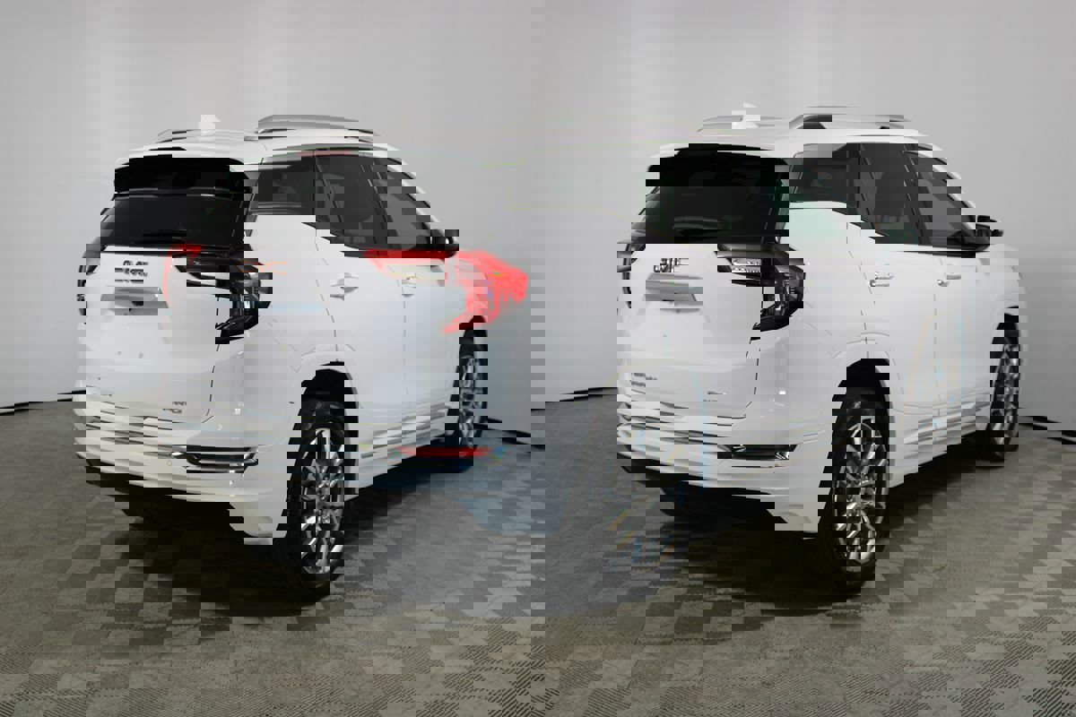 Used 2022 GMC Terrain Denali w/ Denali Premium Package image 50