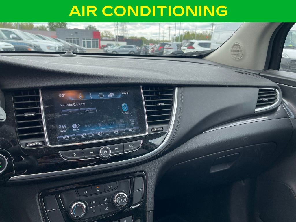 Used 2020 Buick Encore Preferred AWD/4WD image 18