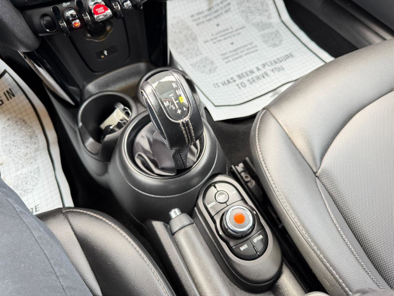 Used 2019 MINI Cooper 2-Door Hardtop w/ Storage Package image 23
