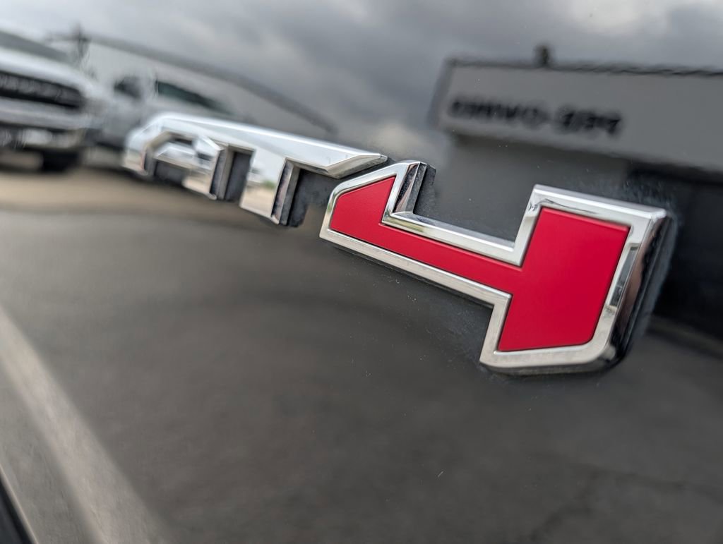 Used 2024 GMC Yukon XL AT4 w/ AT4 Premium Package image 36