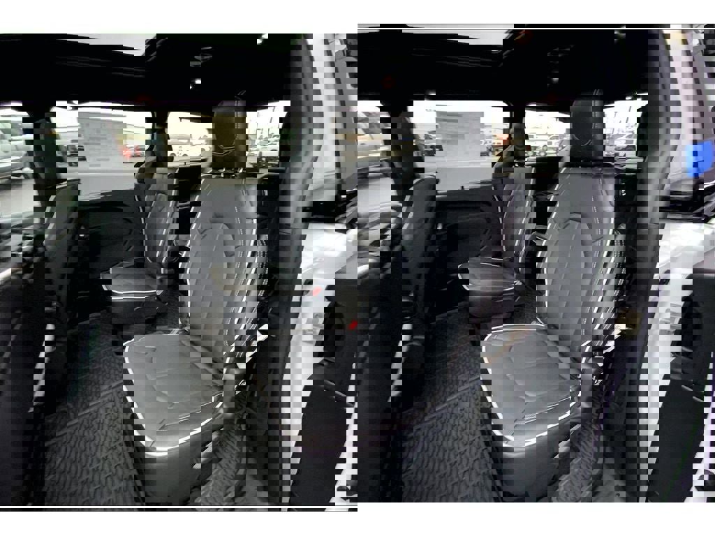 New 2026 Chrysler Pacifica Limited image 11