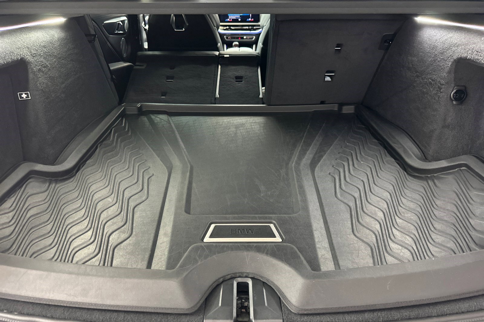 Certified 2023 BMW XM AWD/4WD image 34