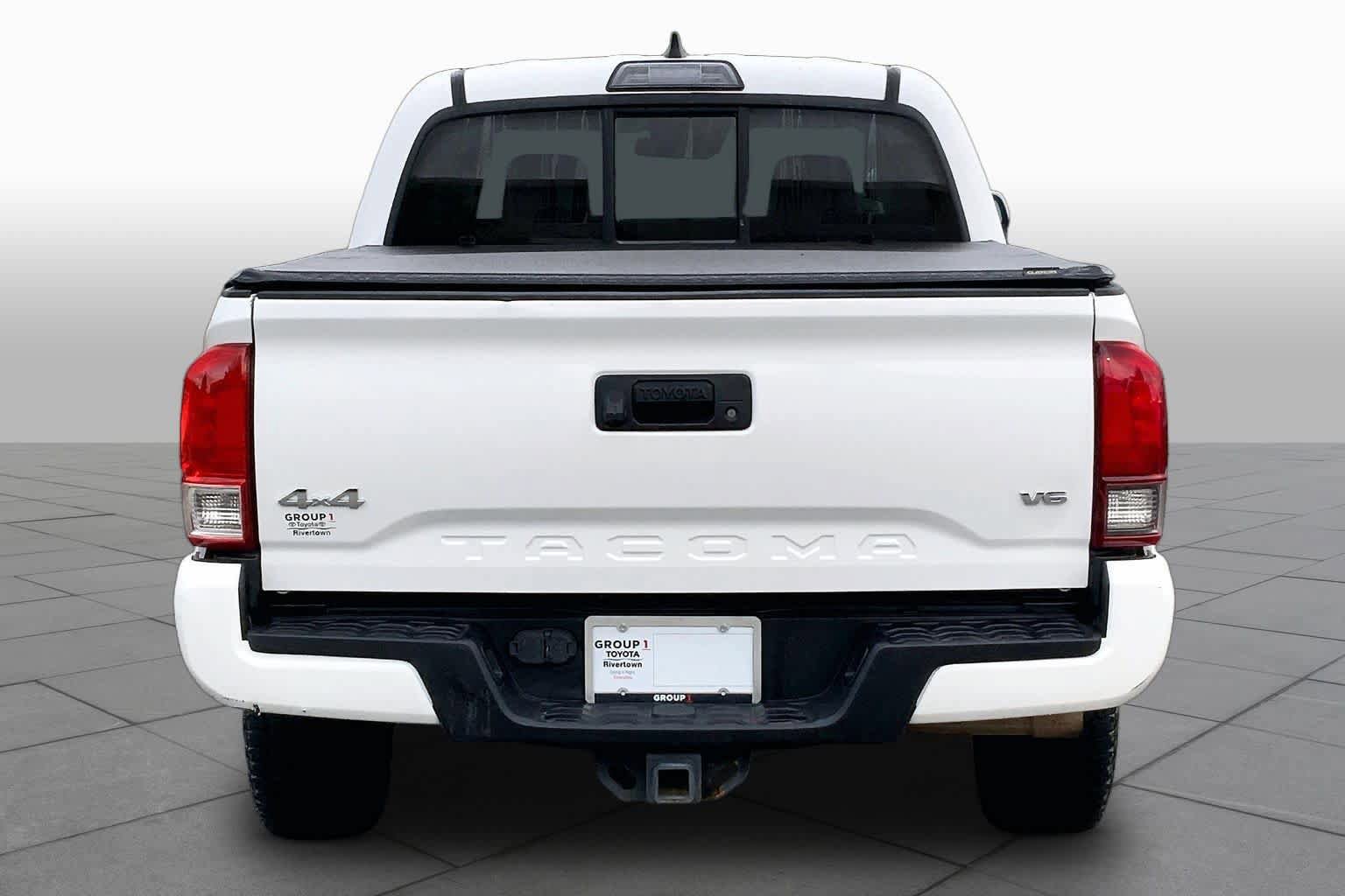 Used 2019 Toyota Tacoma SR AWD/4WD image 5