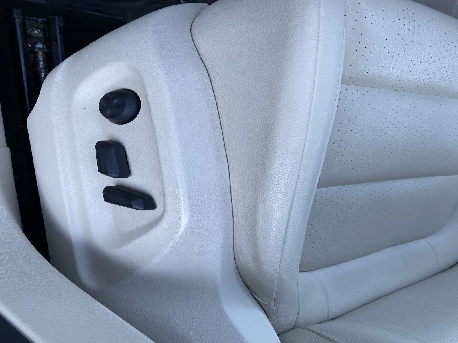 Used 2017 Volkswagen Tiguan Wolfsburg Edition image 20