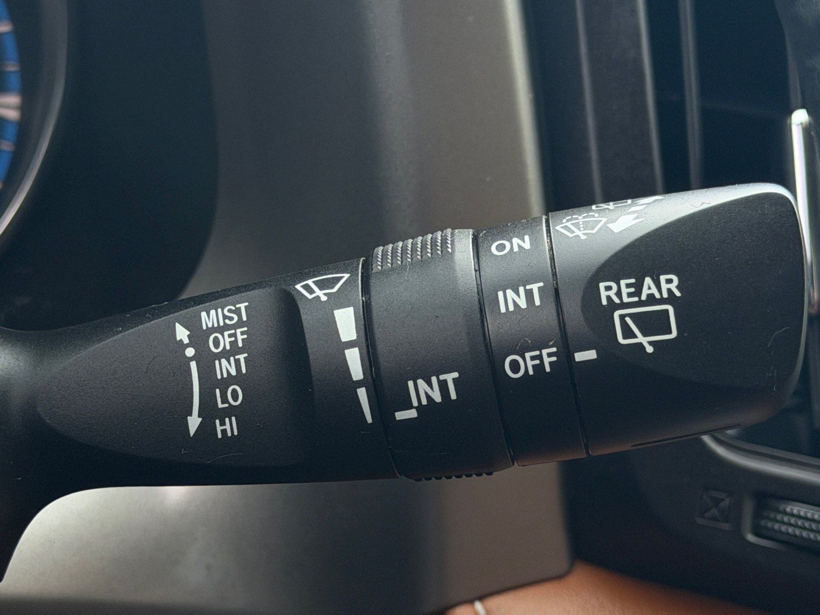 Used 2016 Toyota RAV4 Limited FWD image 42