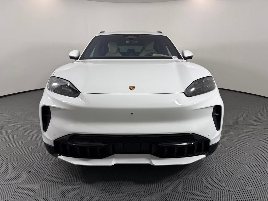 New 2026 Porsche Cayenne Electric AWD/4WD image 10