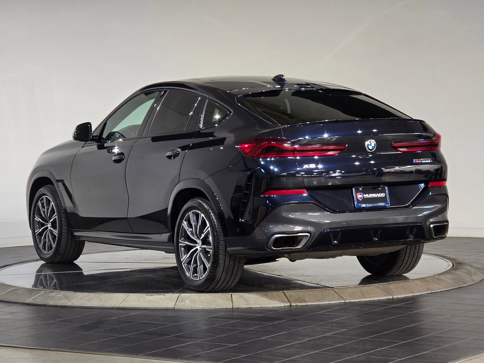 Used 2023 BMW X6 M50i w/ Parking Assistance Package image 8