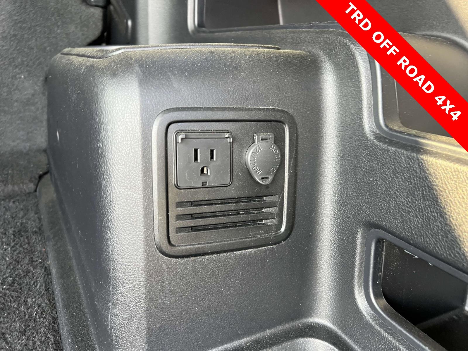 Used 2021 Toyota 4Runner TRD Off-Road image 13