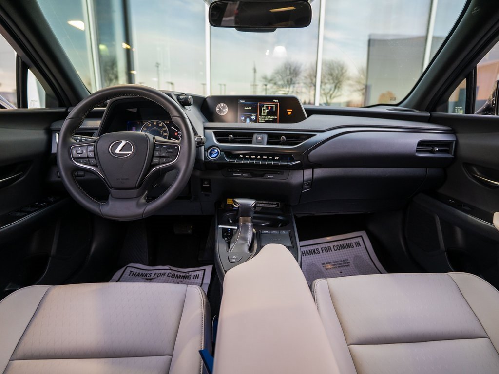 Used 2021 Lexus UX 250h w/ Accessory Package (Z1) image 10