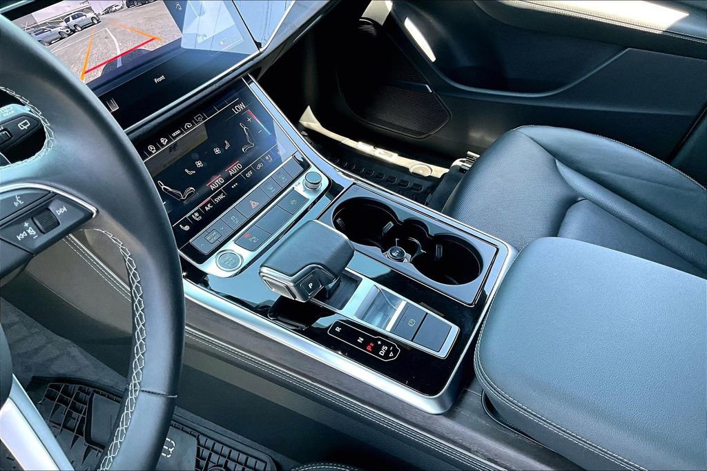 Used 2023 Audi Q8 Premium Plus w/ Premium Plus Package image 17