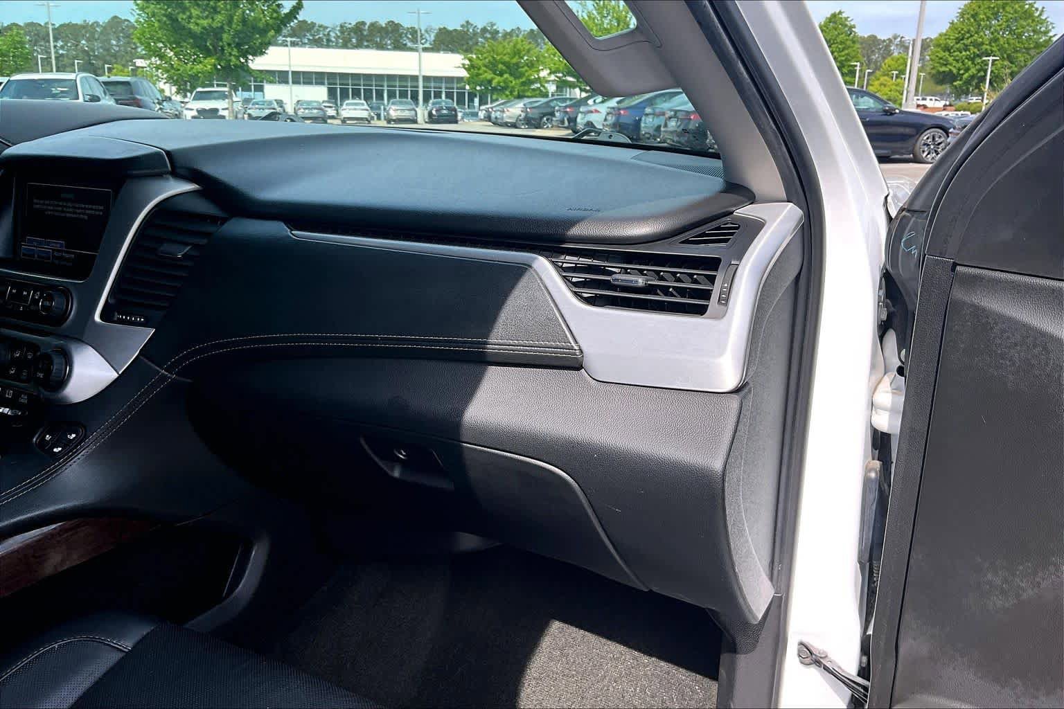 Used 2018 GMC Yukon XL SLT w/ Open Road Package image 18