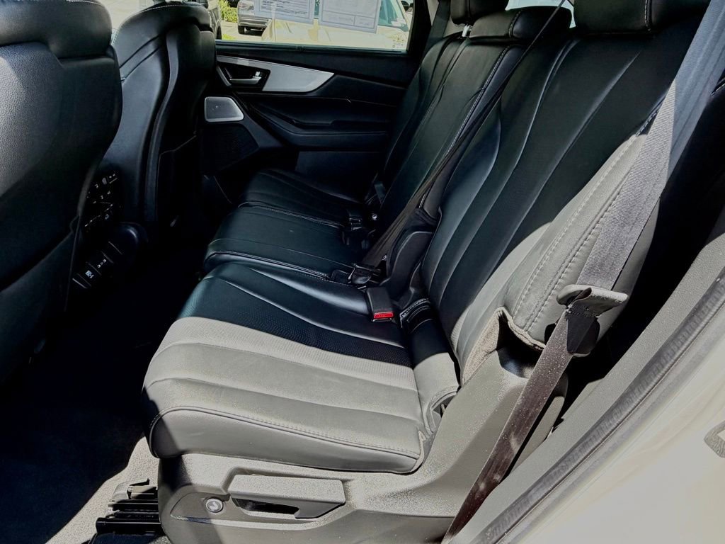 Used 2025 Acura MDX FWD w/ Technology Package image 35