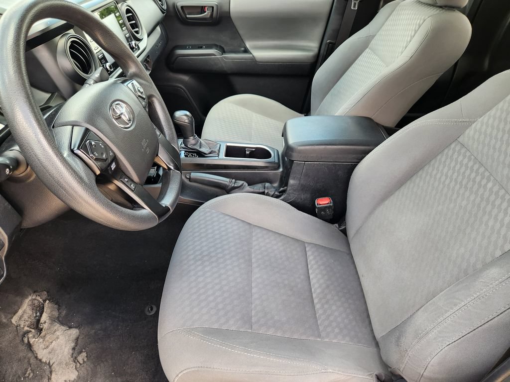 Used 2022 Toyota Tacoma SR RWD image 14