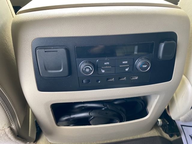 Used 2017 GMC Yukon Denali w/ Open Road Package image 18