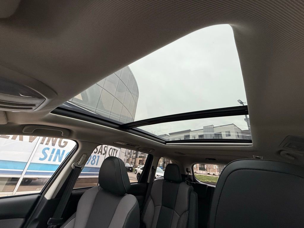 Used 2024 Subaru Ascent Onyx Edition Limited image 5