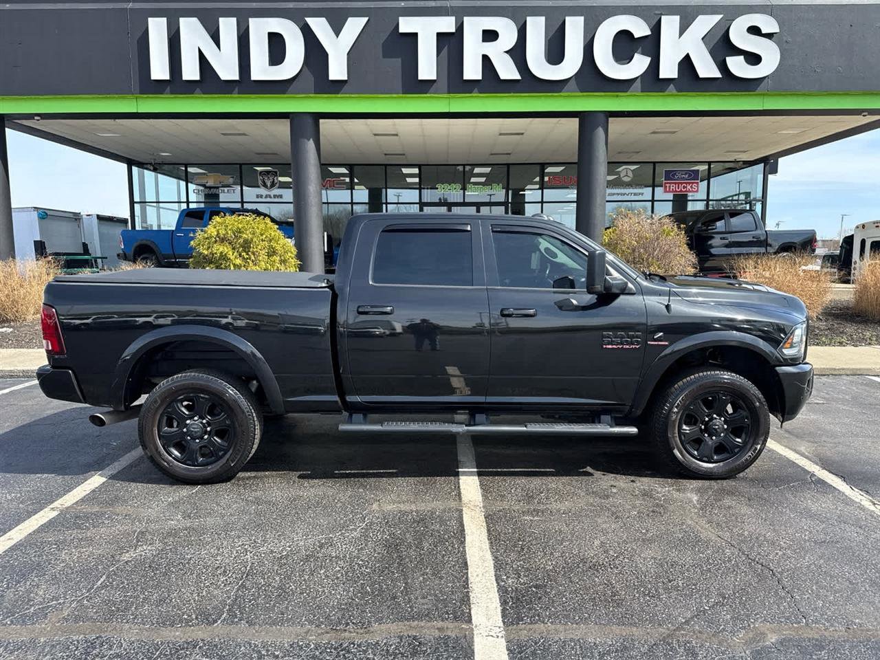 Used 2017 RAM 3500 Laramie w/ Sport Appearance Group image 4