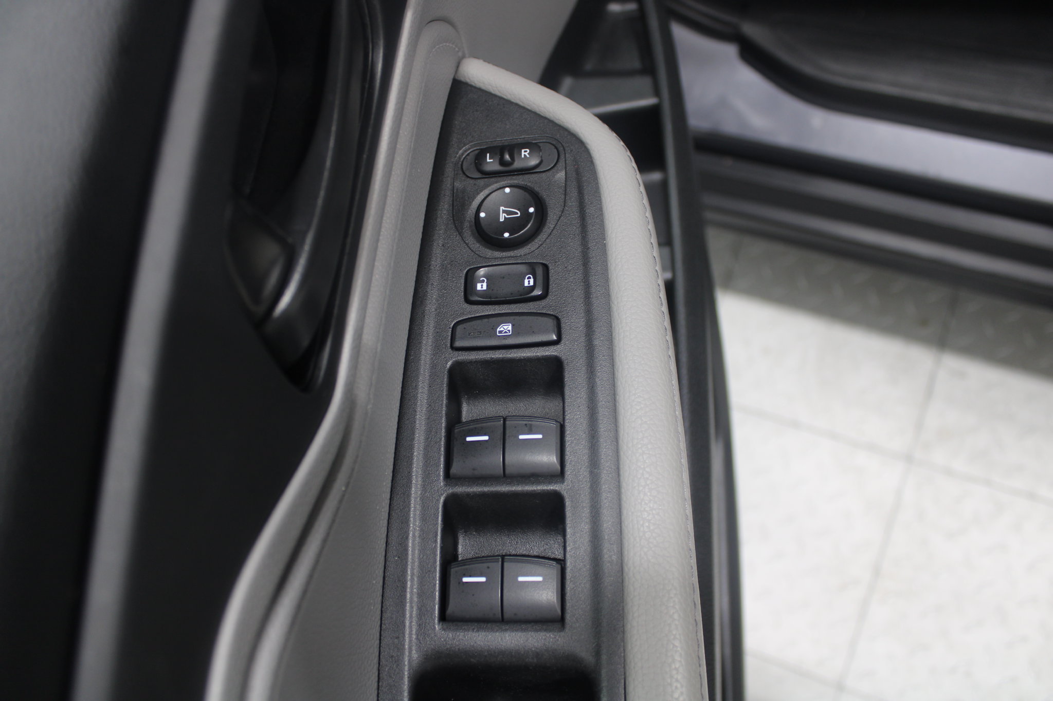 Used 2019 Honda Odyssey EX-L image 35