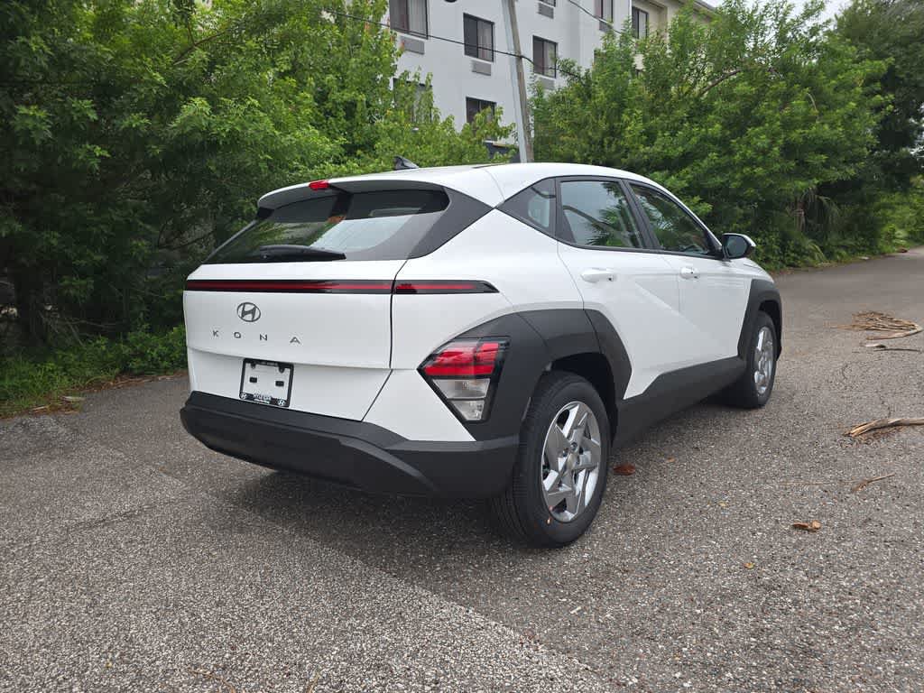 New 2027 Hyundai Kona SE FWD image 7
